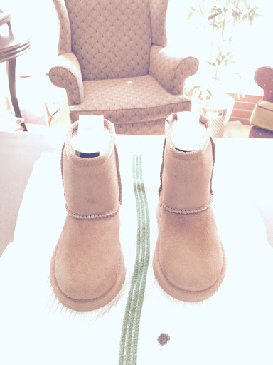 Dry Cleaner «VIP Cleaners», reviews and photos, 9304 Firestone Blvd, Downey, CA 90241, USA