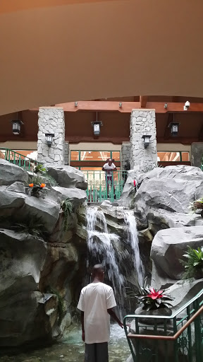 Department Store «Bon-Ton», reviews and photos, 443 E Main St, Westfield, MA 01085, USA