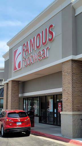 Shoe Store «Famous Footwear», reviews and photos, 2140 SW Wanamaker Rd, Topeka, KS 66614, USA