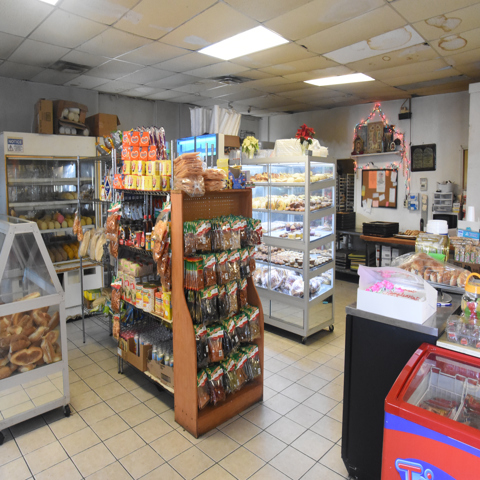Lara's Bakery 3