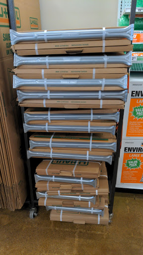 Truck Rental Agency «U-Haul Moving & Storage of Lubbock», reviews and photos, 1613 34th St, Lubbock, TX 79411, USA