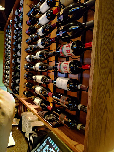 Shopping Mall «The Village», reviews and photos, 6920 Mission Rd, Prairie Village, KS 66208, USA