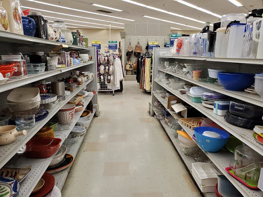 Thrift Store «South Lacey Goodwill», reviews and photos, 4800 Yelm Hwy SE, Lacey, WA 98503, USA