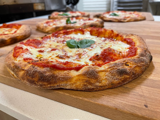 Pizzeria Camping Spiaggia in Abbadia Lariana, Provincia di Lecco