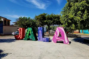 Plaza Juarez image