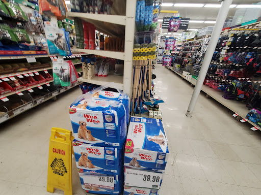 Pet Supply Store «Pet Supplies Plus», reviews and photos, 471 Boston Post Rd, Orange, CT 06477, USA