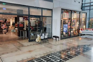 Music Store Professional Shop image