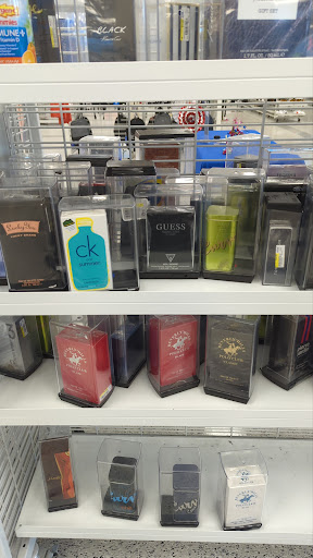 Clothing Store «Ross Dress for Less», reviews and photos, 5901 Wesley Grove Blvd, Wesley Chapel, FL 33544, USA