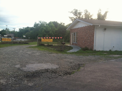 Window Tinting Service «Auto Dreams Of Hendersonville», reviews and photos, 502 S Main St, Hendersonville, NC 28792, USA