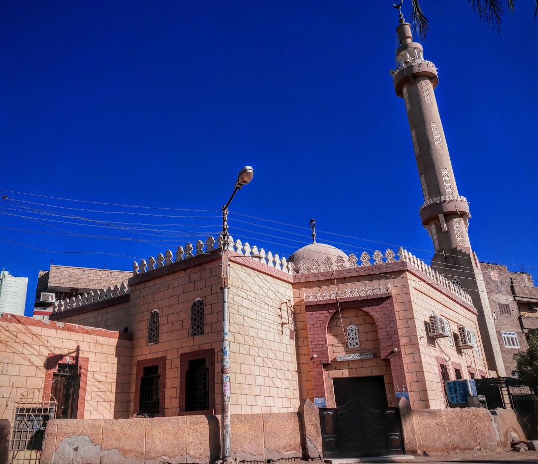 مسجد الخليفه بالساقية نجع اسماعيل علي