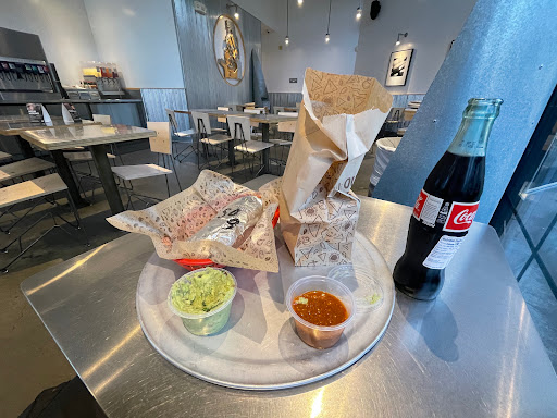 Mexican Restaurant «Chipotle Mexican Grill», reviews and photos, 17250 Southcenter Pkwy #108, Tukwila, WA 98188, USA