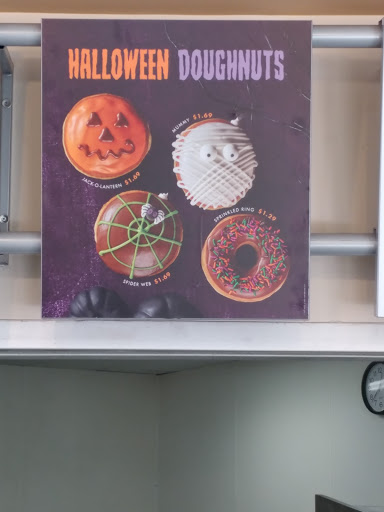 Bakery «Krispy Kreme Doughnuts», reviews and photos, 2809 W March Ln, Stockton, CA 95219, USA