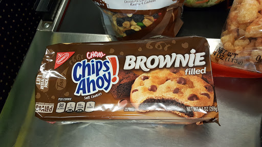 Grocery Store «Grocery Outlet Bargain Market», reviews and photos, 424 Roseville Square, Roseville, CA 95678, USA