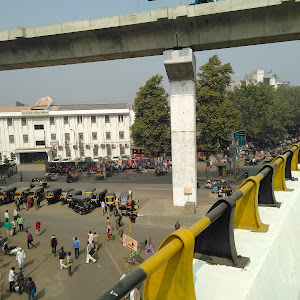 Jhansi Rani Bus Stop photo