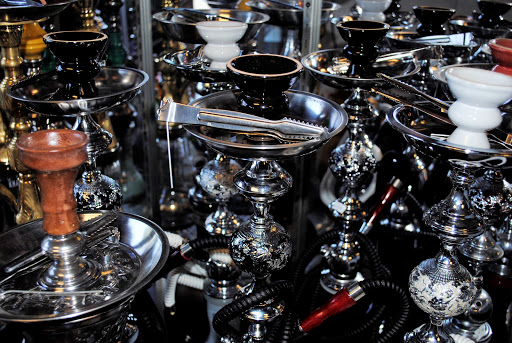 Tobacco Shop «Xhale Vapor N Smoke», reviews and photos, 5610 E Lake Sammamish Pkwy SE, Issaquah, WA 98029, USA