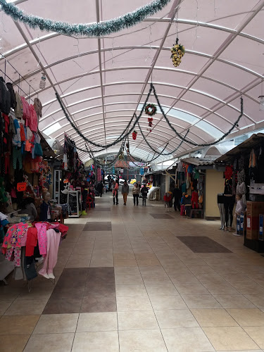 Opiniones de Centro Comercial Popular en Tulcán - Centro comercial