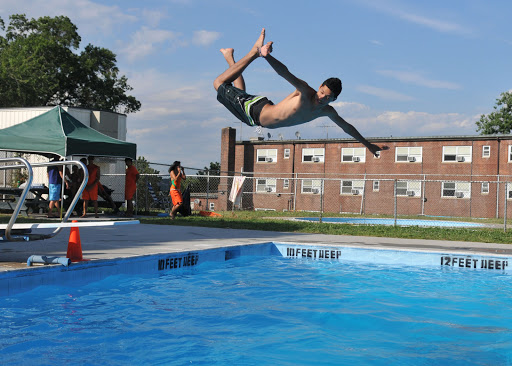 Fort Totten Pool image 1