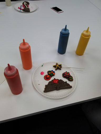 Chocolate Shop «Chocolate Works Darien», reviews and photos, 25 Old Kings Hwy N, Darien, CT 06820, USA