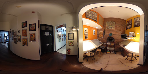 Tattoo Shop «Needlewurks Body Piercing & Tattoo», reviews and photos, 80 W Circular St, Saratoga Springs, NY 12866, USA