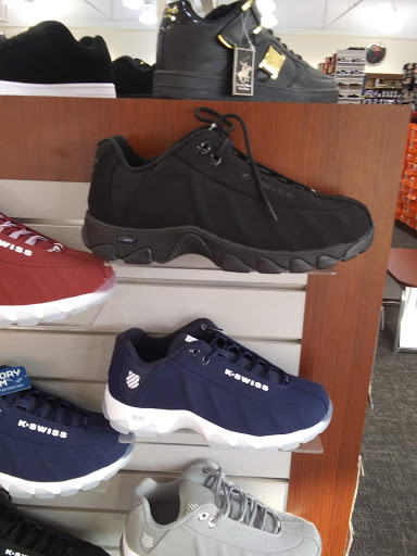 Shoe Store «Shoe Dept.», reviews and photos, 7201 SE 29th St #201, Midwest City, OK 73110, USA