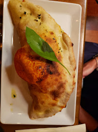 Calzone du Restaurant italien CANTINELLA à Paris - n°3