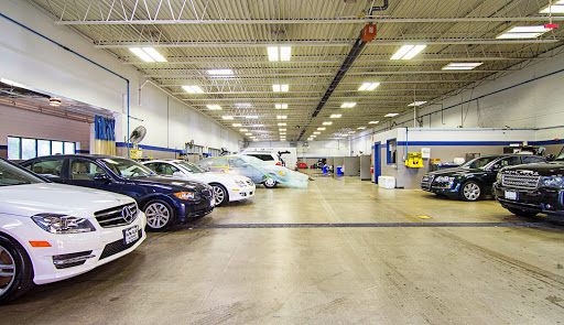 Auto Body Shop «Knauz Body Shop and Detail Center», reviews and photos, 775 Rockland Rd, Lake Bluff, IL 60044, USA