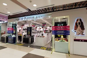 Hush Puppies Outlet image