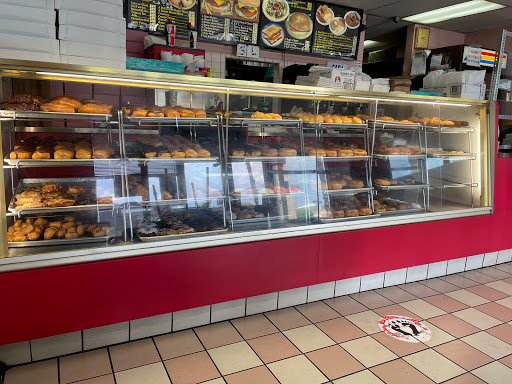 Fast Food Restaurant «Tastees Donut & Burger», reviews and photos, 619 N Fair Oaks Ave, Pasadena, CA 91103, USA
