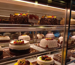 Eaton Bakery & Restaurant photo