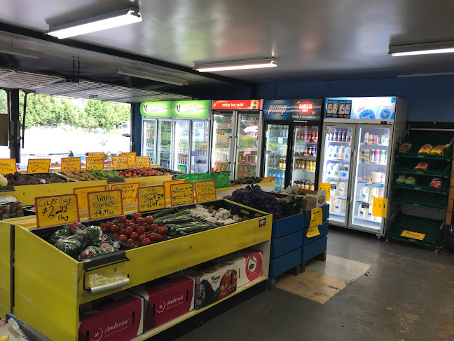 Reviews of Country fare in Tauranga - Fruit and vegetable store