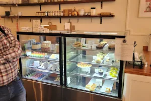 Meringue Bakery & Cafe image