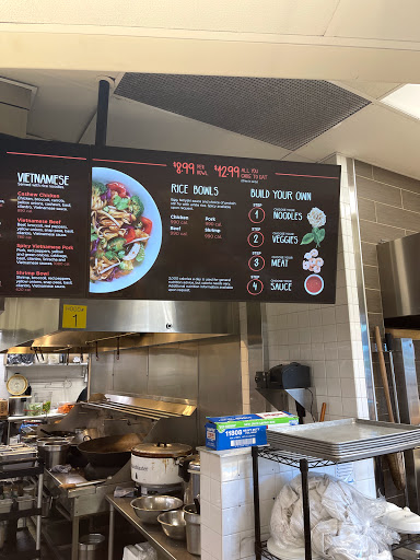 Supermarket «Hy-Vee», reviews and photos, 1725 Jordan Creek Pkwy, West Des Moines, IA 50266, USA