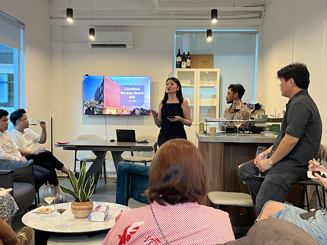 The Wine Aisle - Supermarket