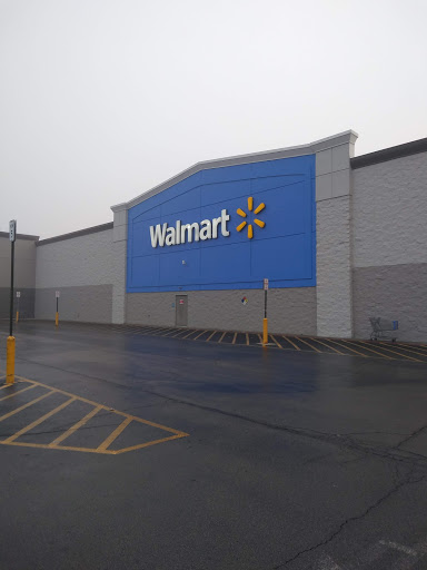 Department Store «Walmart Supercenter», reviews and photos, 8301 N Church Rd, Kansas City, MO 64158, USA