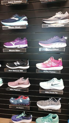 Sporting Goods Store «Fleet Feet Sports Greensboro», reviews and photos, 3731 Lawndale Dr, Greensboro, NC 27455, USA