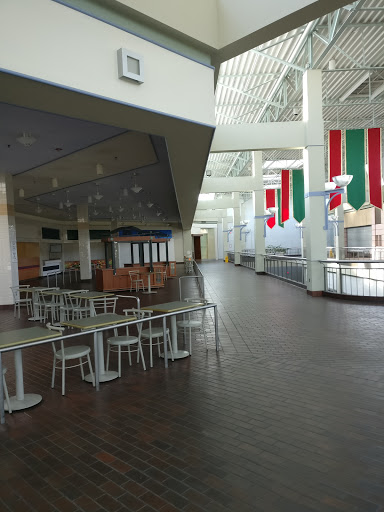 Shopping Mall «Burlington Center Mall», reviews and photos, 2501 Mt Holly Rd, Burlington, NJ 08016, USA