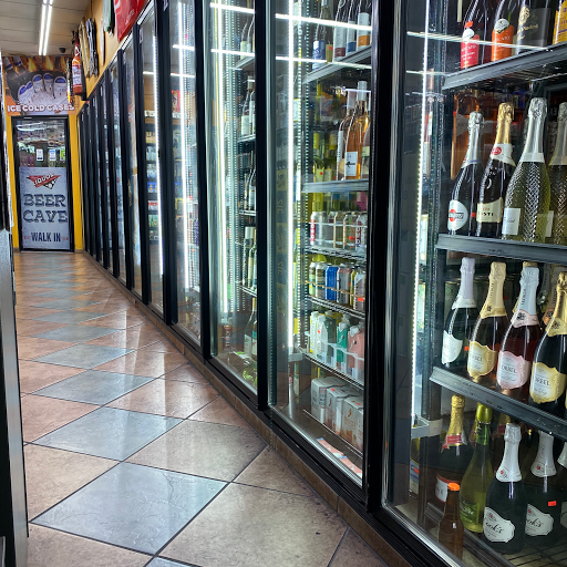 Liquor Store «Royal Liquor», reviews and photos, 1703 E 11 Mile Rd, Royal Oak, MI 48067, USA