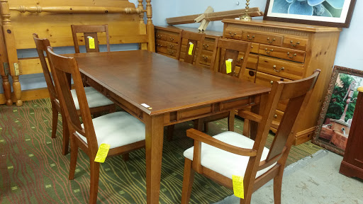 Thrift Store «Richmond Metropolitan Habitat For Humanity ReStore», reviews and photos