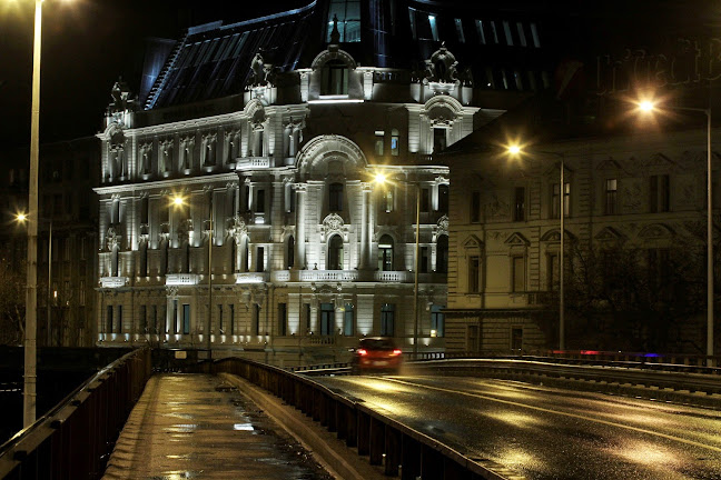 PwC Magyarország - Bank