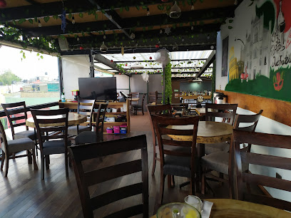 Restaurante Due Fratelli - Sierra Madre 4, Parque Residencial Coacalco, 55720 San Francisco Coacalco, Méx., Mexico