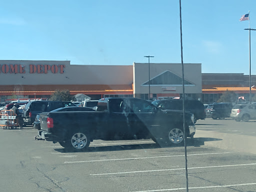 Home Improvement Store «The Home Depot», reviews and photos, 18700 Meyers Rd, Detroit, MI 48235, USA