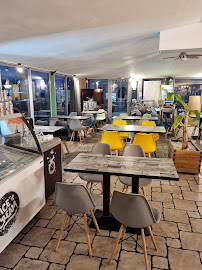 Atmosphère du Restaurant familial le Kap 21 à Fos-sur-Mer - n°1
