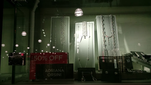 Department Store «Saks OFF 5TH», reviews and photos, 1650 Premium Outlet Blvd #1600, Aurora, IL 60502, USA