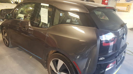 Auto Body Shop «Maaco Collision Repair & Auto Painting», reviews and photos, 1405 W Chestnut Expy, Springfield, MO 65802, USA