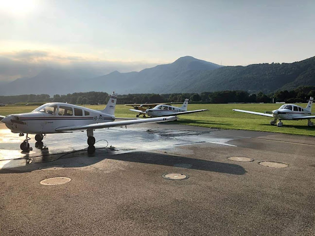 Kommentare und Rezensionen über Aero Locarno SA