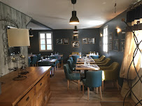 Atmosphère du Restaurant français Auberge du Bergons à Salles - n°5