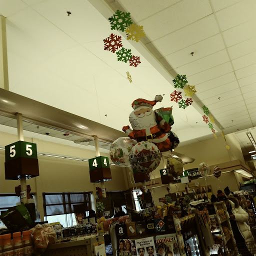 Grocery Store «Stop & Shop», reviews and photos, 460 Blue Hill Avenue, Boston, MA 02121, USA