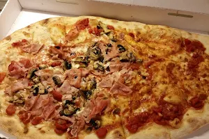 Pizzeria Da Riccardo image