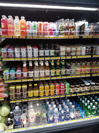 Gourmet Grocery Store «Yes! Organic Market Capitol Hill», reviews and photos, 410 8th St SE, Washington, DC 20003, USA