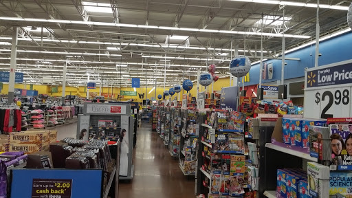 Department Store «Walmart Supercenter», reviews and photos, 3900 Fountain Square Pl, Waukegan, IL 60085, USA